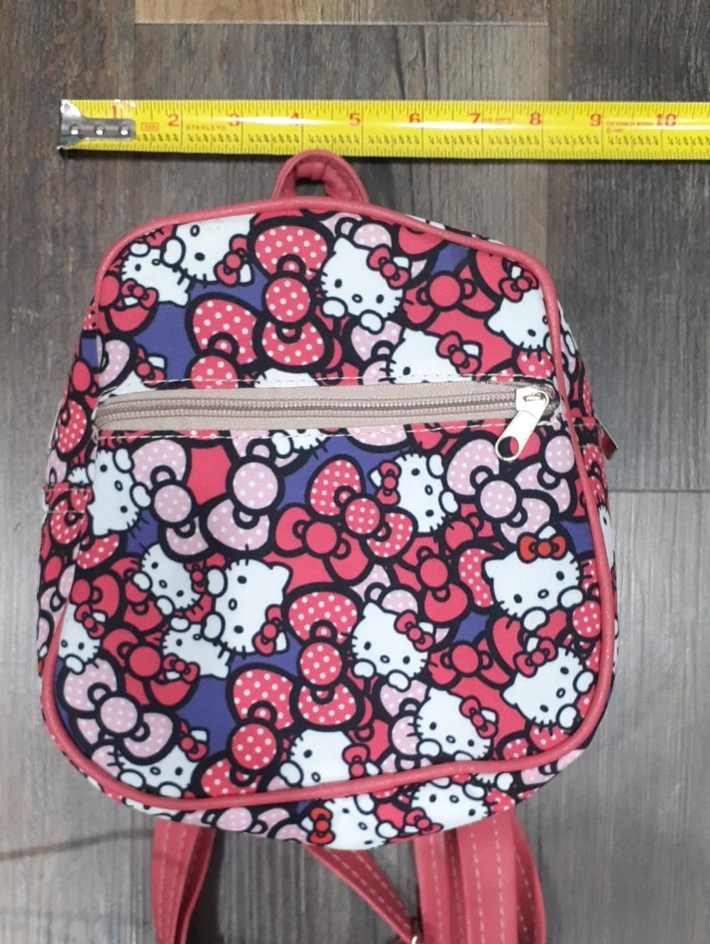 Hello Kitty Pink Patterned Backpack - Picture 7 of 7